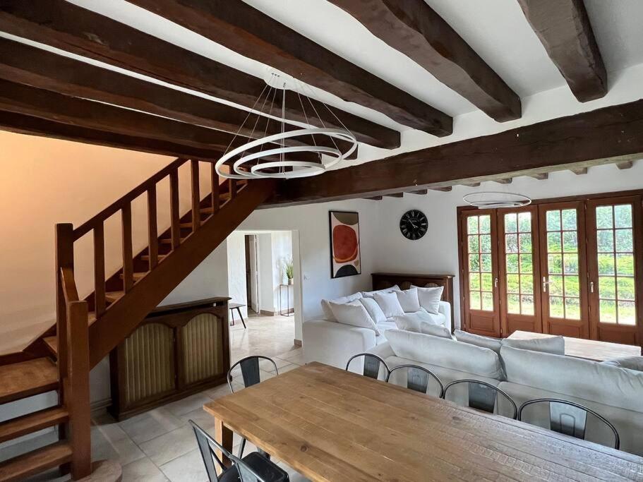 La Cle Des Champs - Les Grais 1H10 De Paris Villa Bazoches-sur-le-Betz Luaran gambar